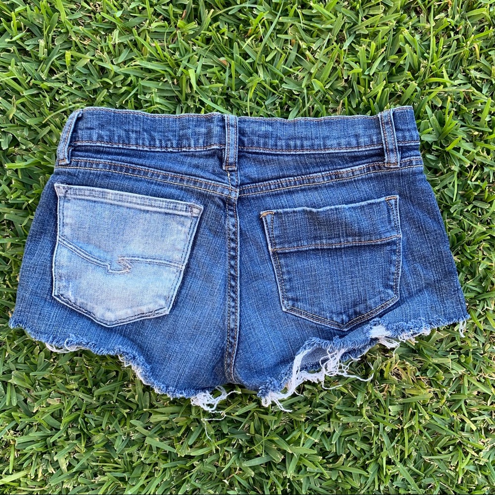 Patchwork Shorts 🤍 - Picture 4 of 4